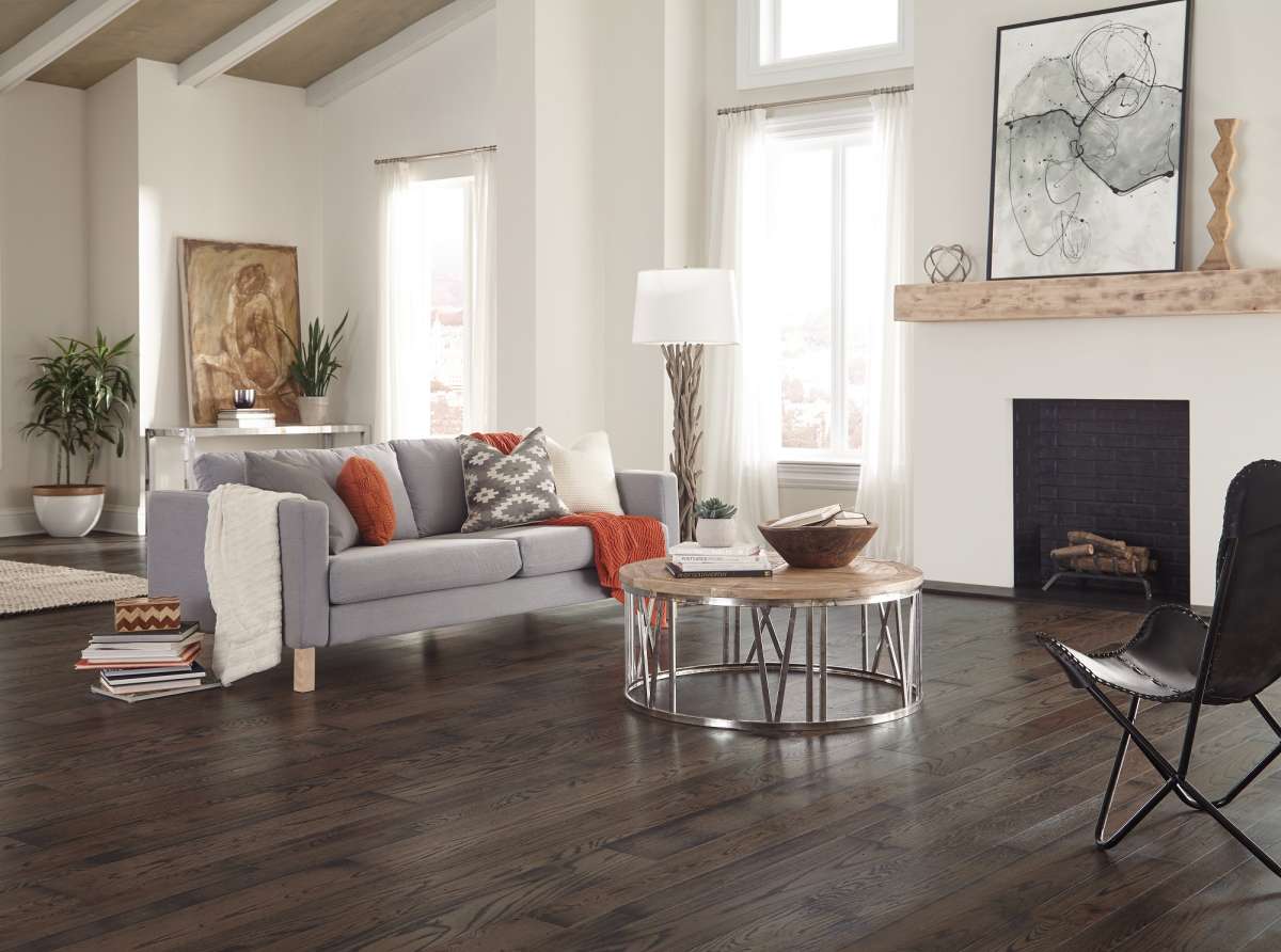 Our selection of Appalachian hardwood flooring at Somerset consists of a broad selection of oak, maple and hickory.
